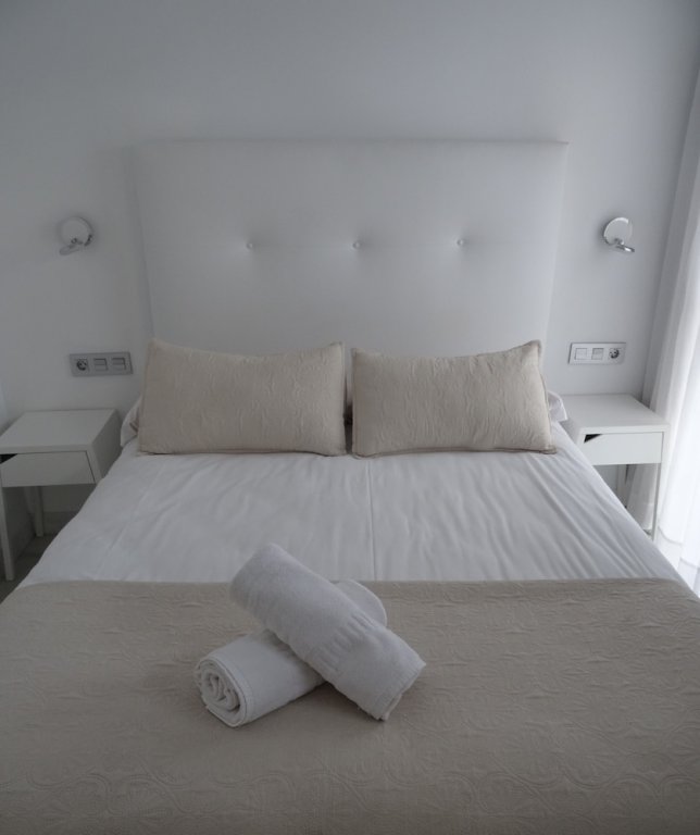 Фото Domus Apartamentos Granada