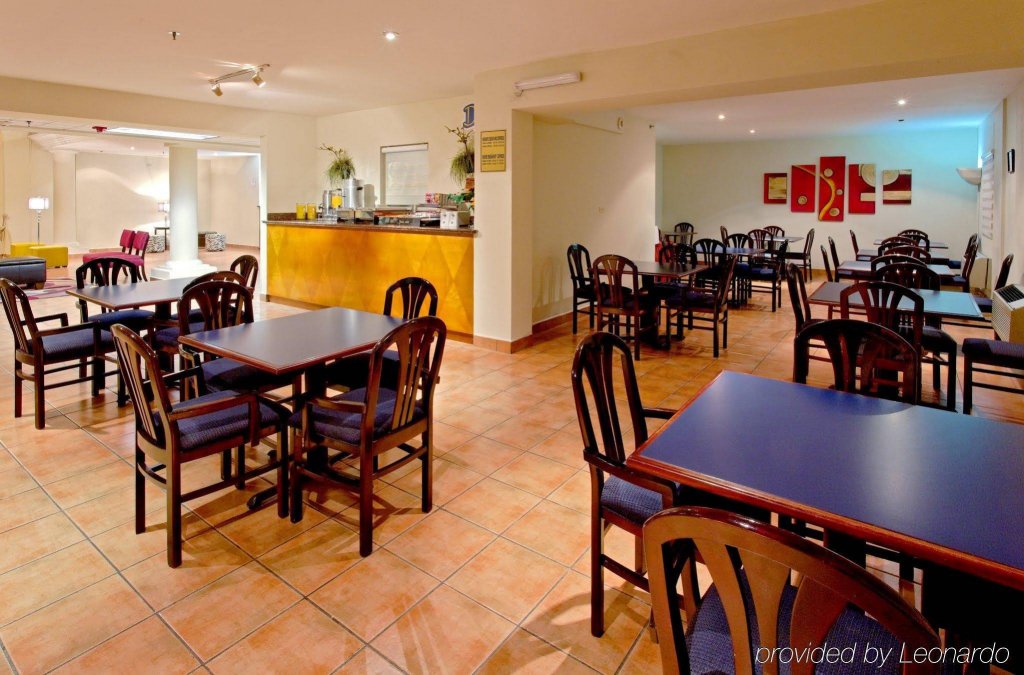 Фото Holiday Inn Express Piedras Negras, an Ihg Hotel