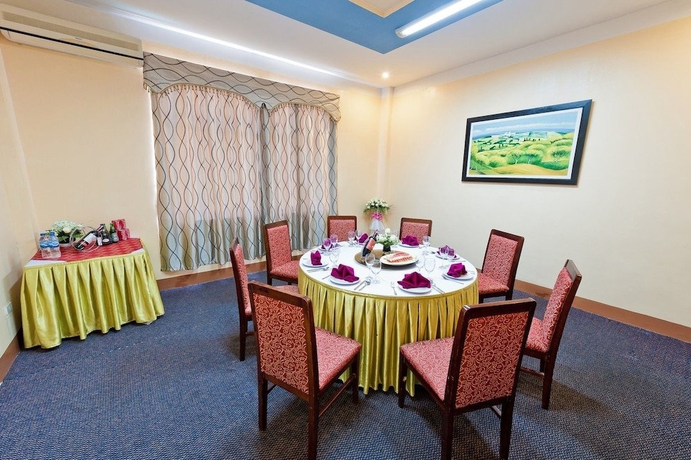 Фото Muong Thanh Thanh Nien Vinh Hotel