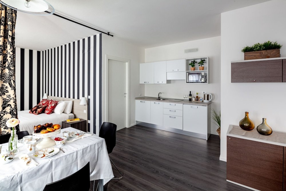 Фото Laguna Boutique Apartments