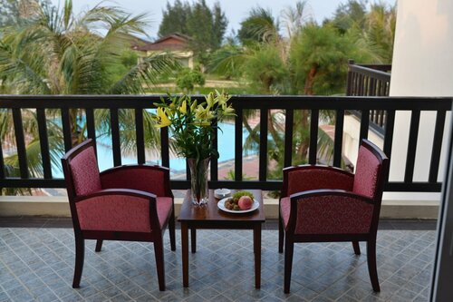 Гостиница Bao Ninh Beach Resort