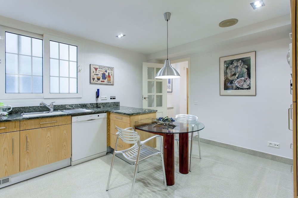 Фото Valencia Flat Rental - City Center Ruzafa Sempere
