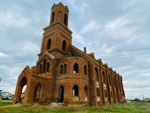 Немецкая кирха (Saratov Region, Engelsskiy rayon, Krasnoyarskoye munitsipalnoye obrazovaniye, selo Lipovka), landmark, attraction