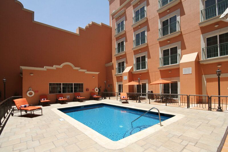 Гостиница Holiday Inn Express Torreon