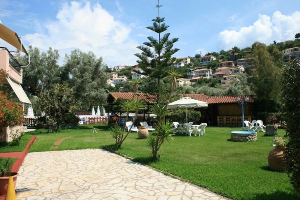 Фото Alexaria Holidays Apartments