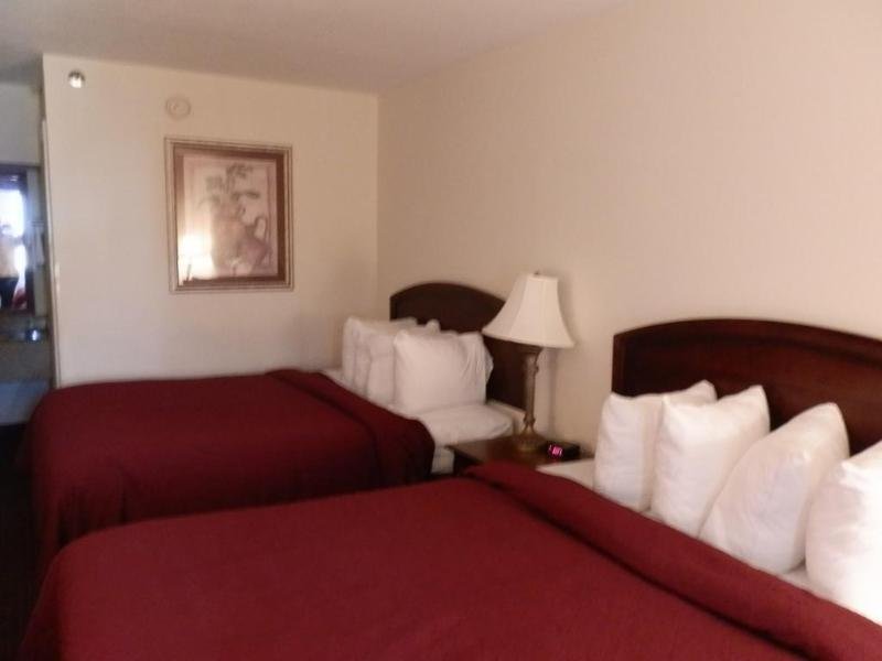 Фото Quality Inn Pelham I-65 exit 246