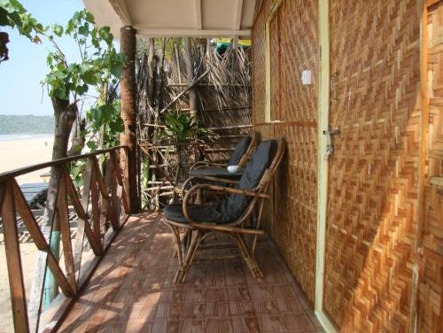 Фото Anantra Sea View Resort