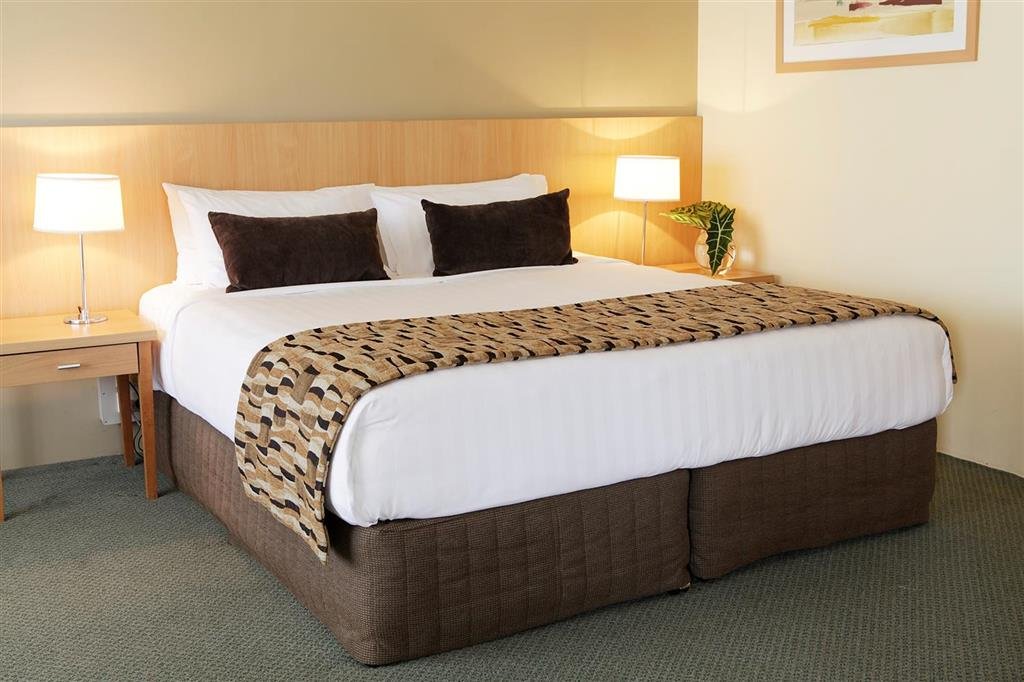 Фото The Benson Hotel