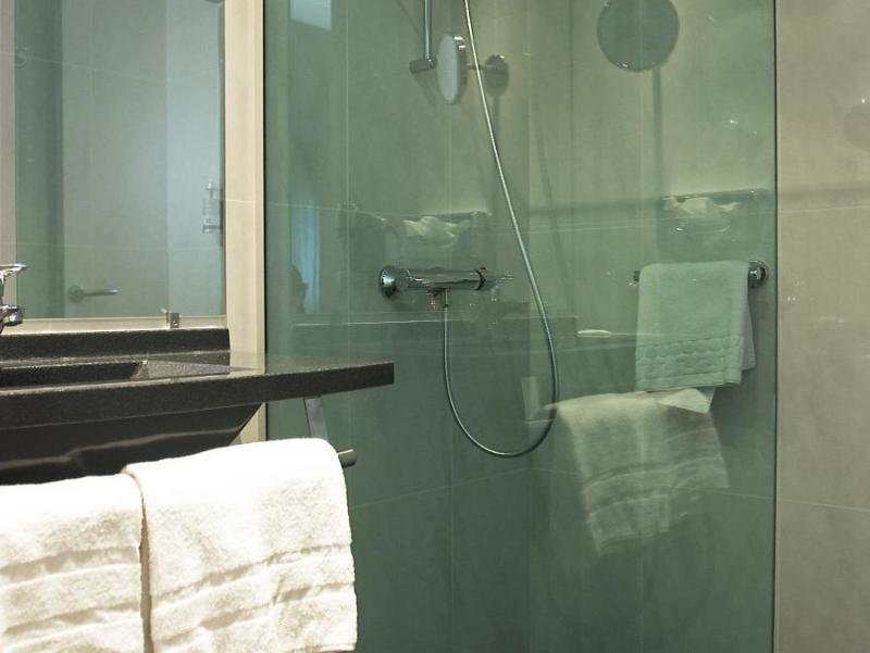 Фото Escale Oceania Aix-en-Provence