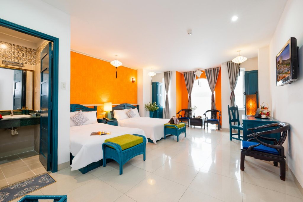 Фото ISeaview Heritage Boutique Hotel