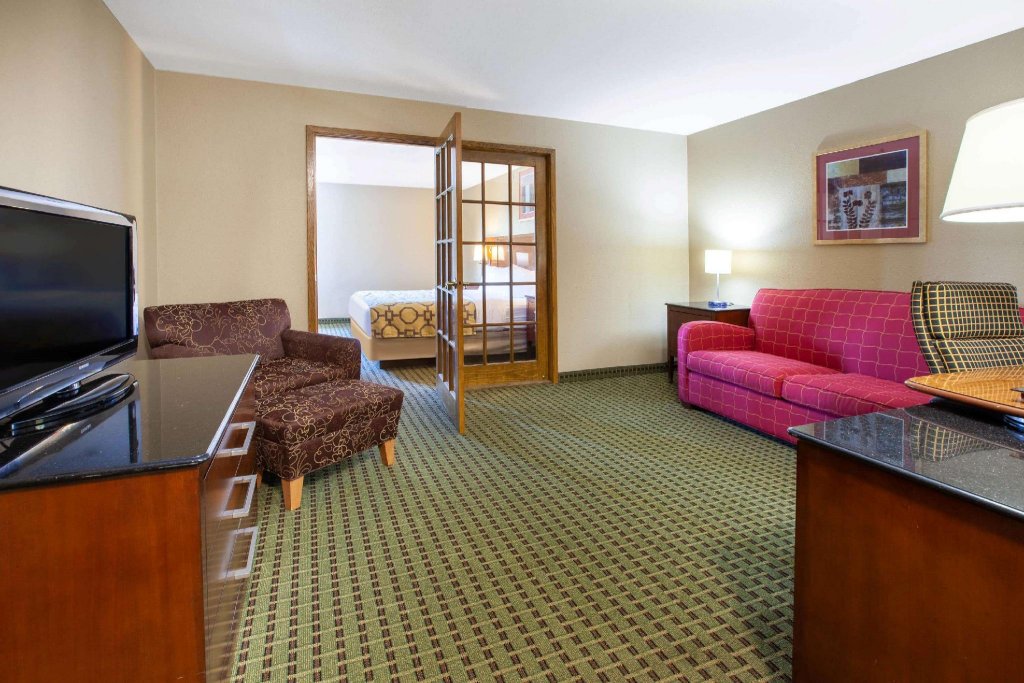 Фото Baymont by Wyndham Franklin