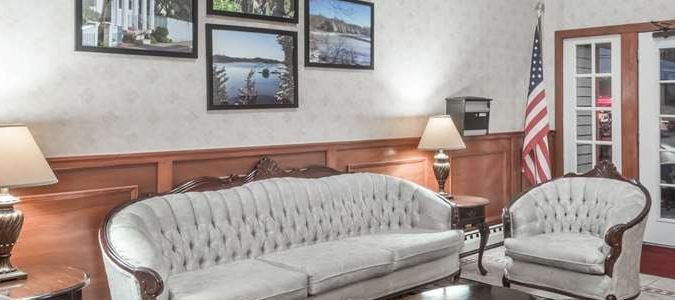 Фото Ramada by Wyndham Groton