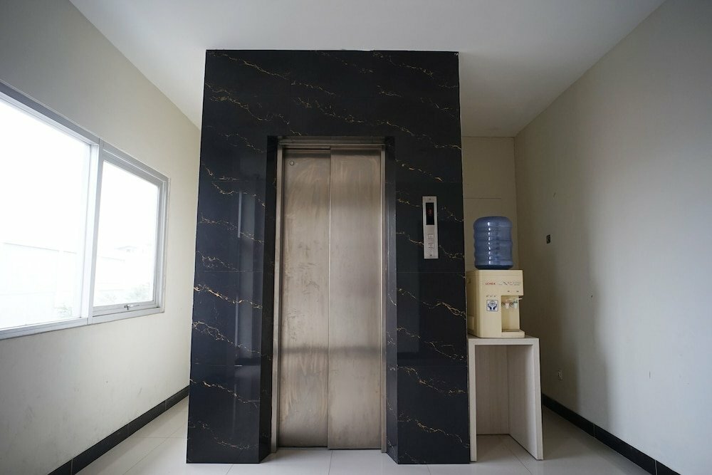 Hotel Oyo 1647 Hotel Pavilliun 02 Syariah, Balikpapan, photo