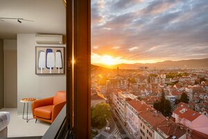 отель The View Luxury Rooms
