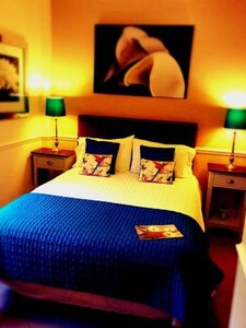 Гостиница The Lawns Hotel