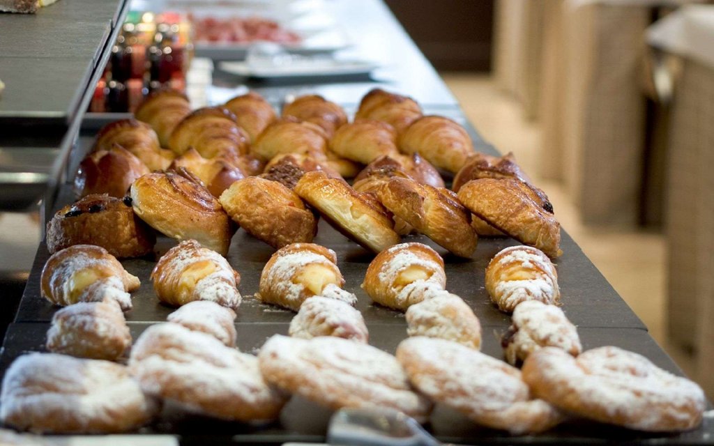 Фото HG City Suites Barcelon