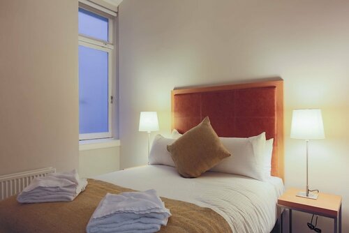 Гостиница Premier Suites Glasgow George Square в Глазго