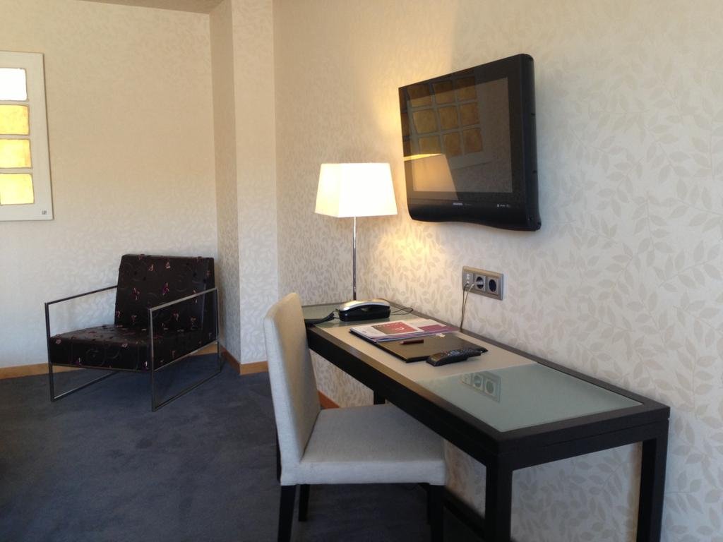 Фото Hotel Macià Real de La Alhambra