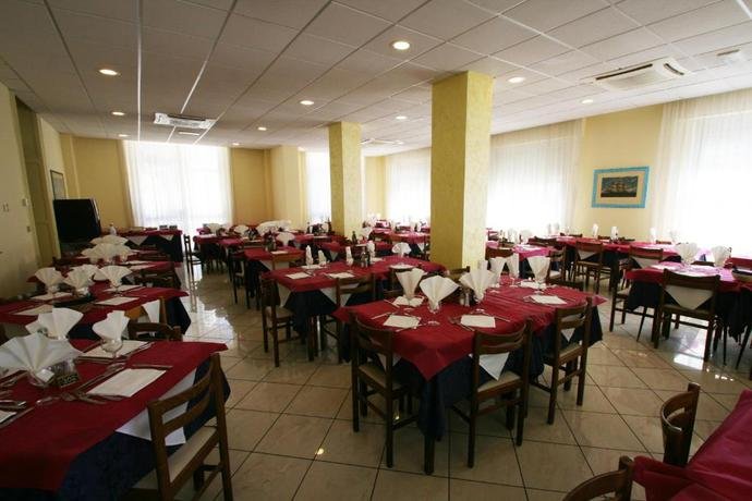 Фото Hotel Quisisana