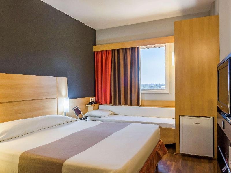 Фото Ibis Jaboticabal