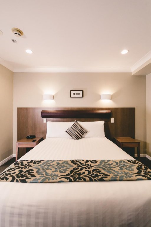 Фото Parkside Hotel & Apartments Auckland