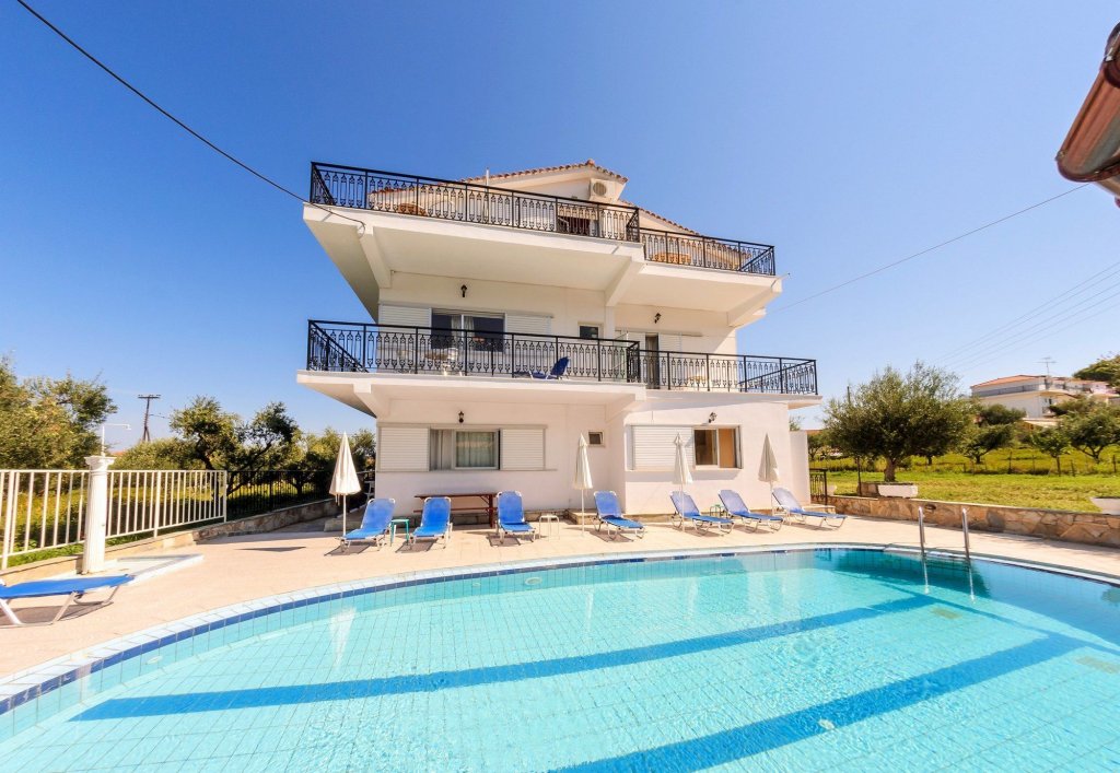 Фото Denise Studios & Apartments