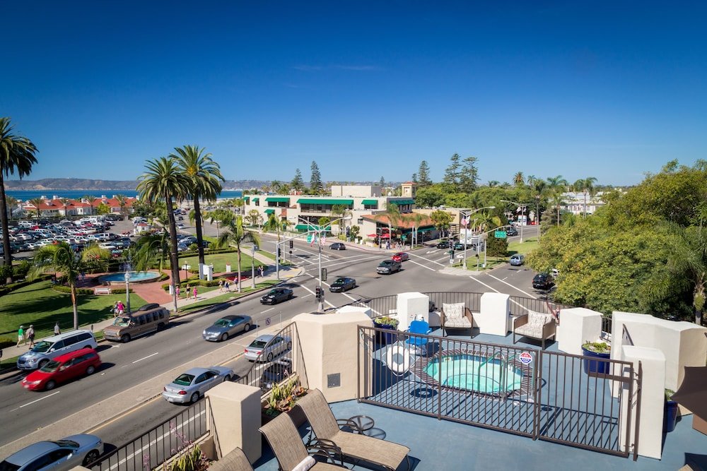 Фото Coronado Beach Resort