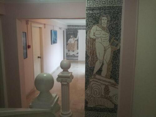 Гостиница Hotel Apollon в Патрах