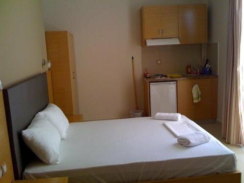 Гостиница Niriides Studios And Apartments в Паралии Катерини
