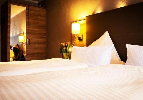 Внешний вид отеля Hotel Morjan в Кобленце, фото 1