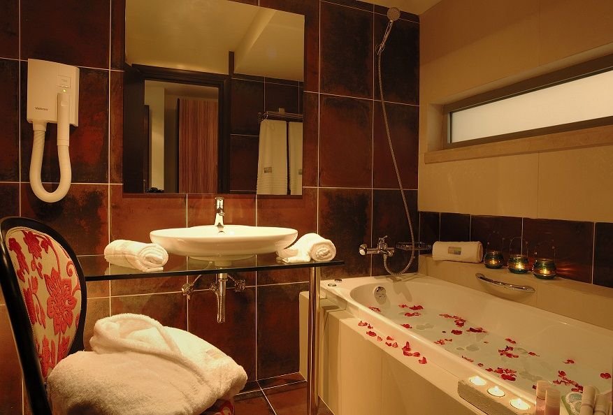 Фото Angela Suites Boutique Hotel