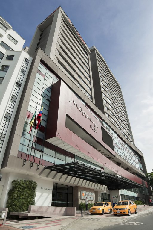 Фото Hotel Mocawa Plaza Armenia