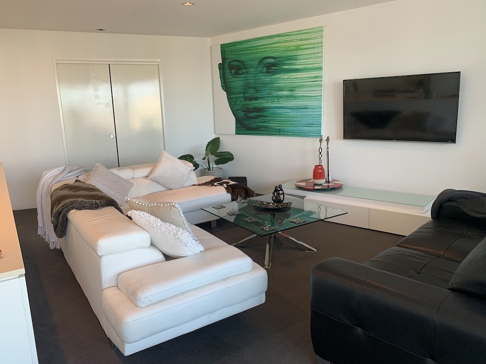 Фото Upmarket Apartment at Beach