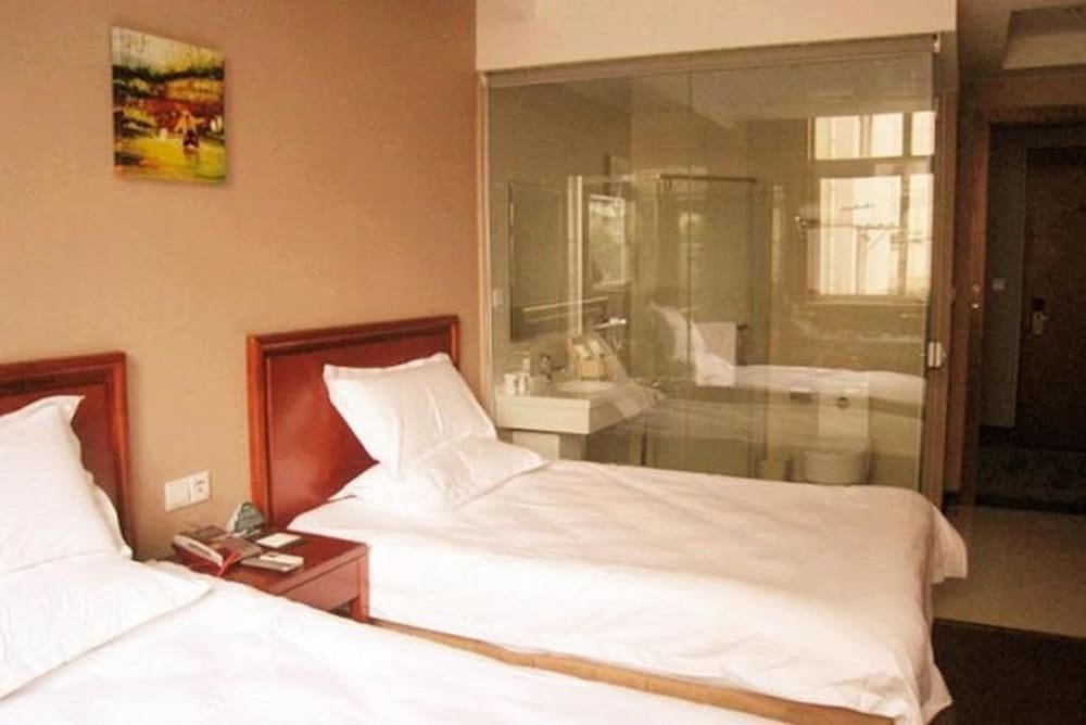 Фото Gya Hotel Shanghai Long Distance Passenger Terminal Station