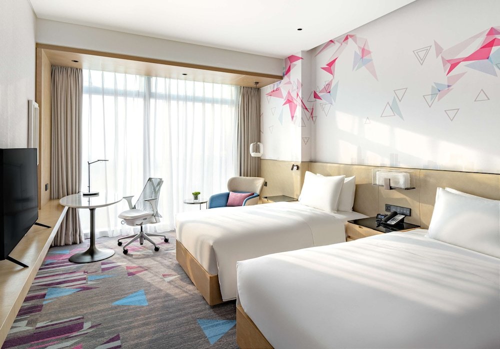 Фото Hilton Garden Inn Shenzhen World Exhibition & Convention Center