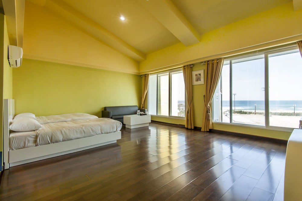 Фото Pinebeach Hotel Pohang
