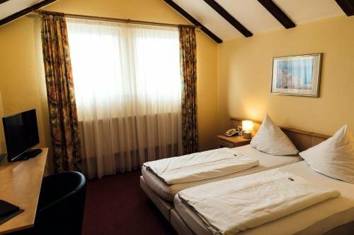 Гостиница Arens Hotel 327Mnn в Рейнланде-Пфальце