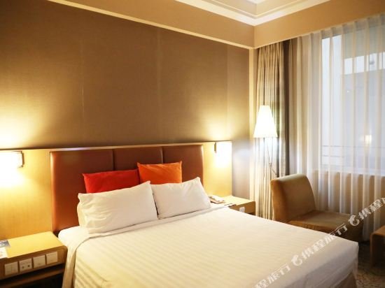 Фото Beijing Xinqiao Hotel