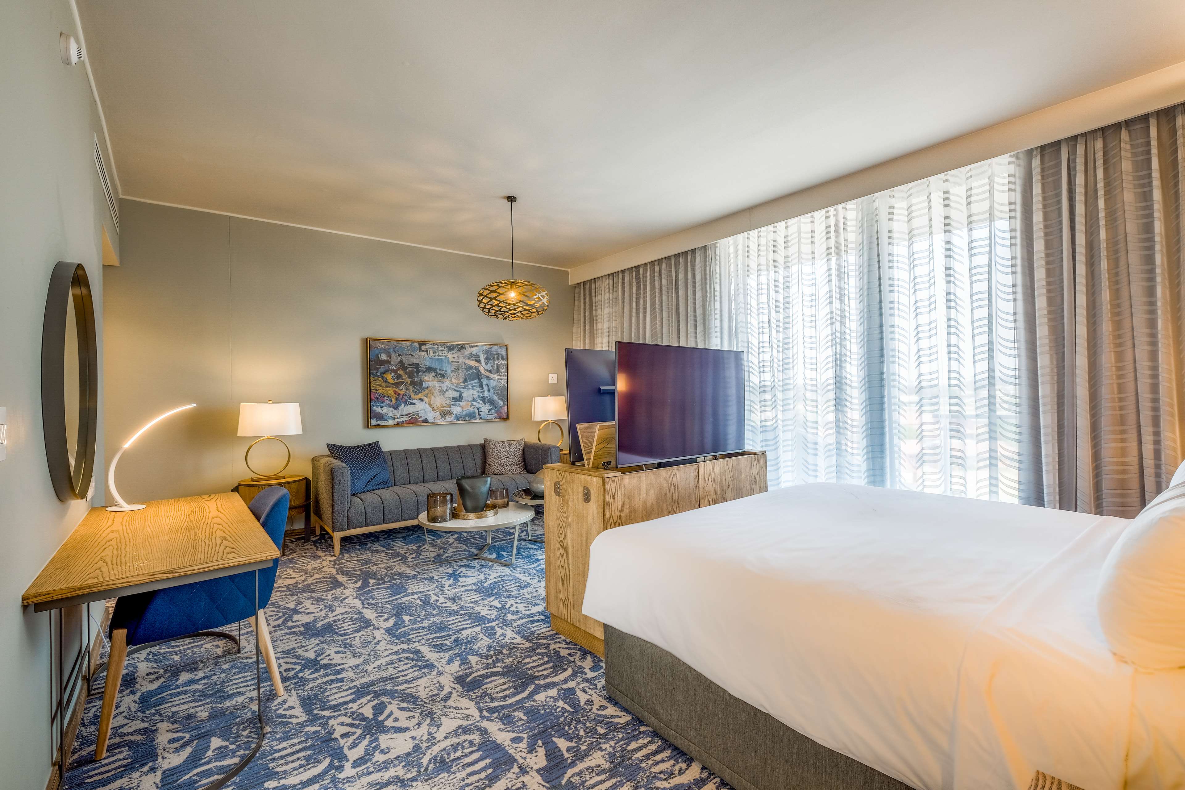 Фото Radisson Hotel & Convention Centre, Johannesburg, O.R. Tambo Airport