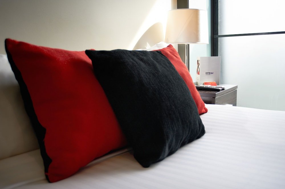 Фото City Edge on Elizabeth