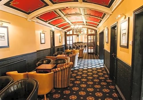 Фото Park House Hotel