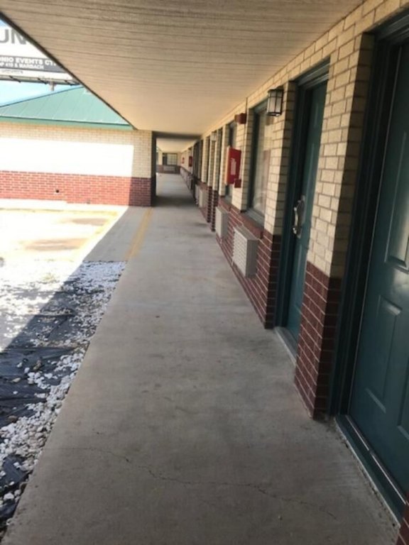 Фото Country Inn Motel