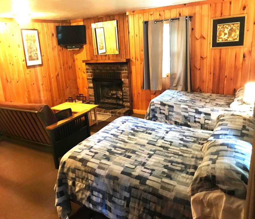 Фото The Wilderness Inn