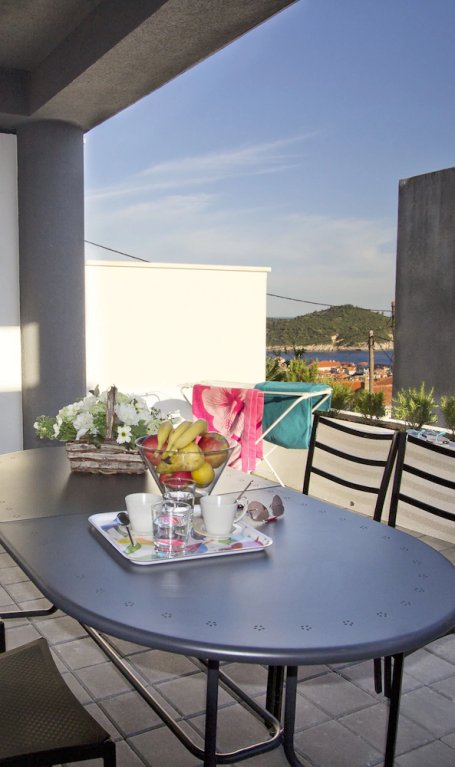 Фото Lausion Apartments