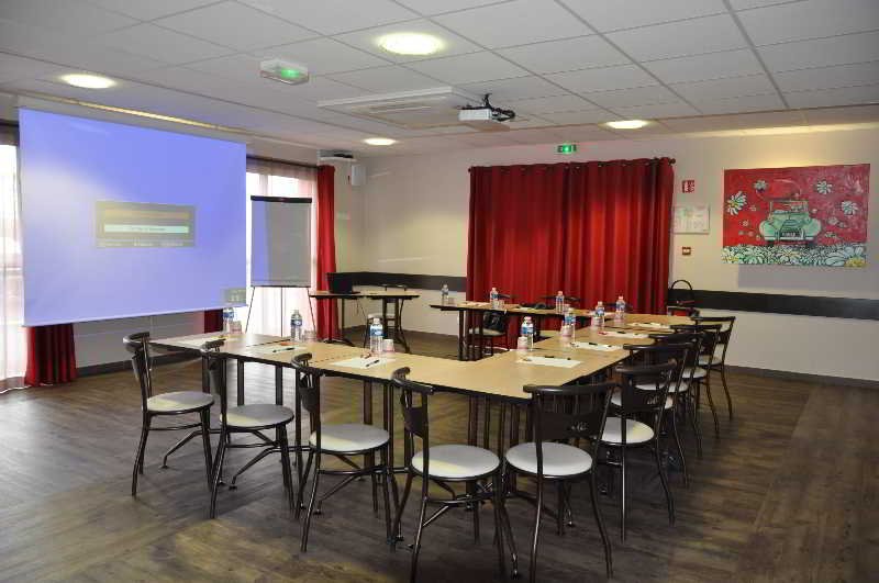 Фото Hôtel Clermont Estaing