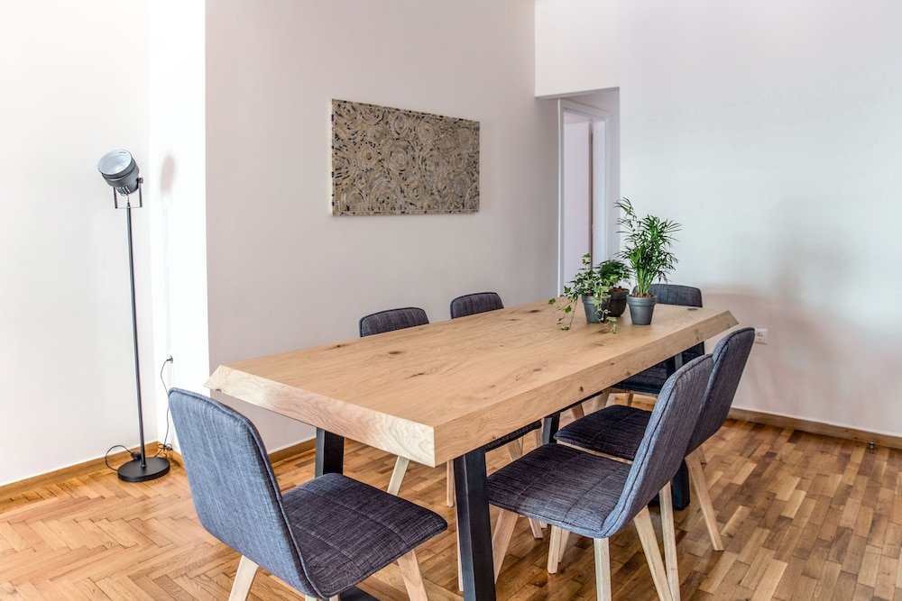 Фото The Athens Insider