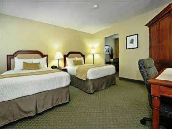 Фото La Avenida Inn