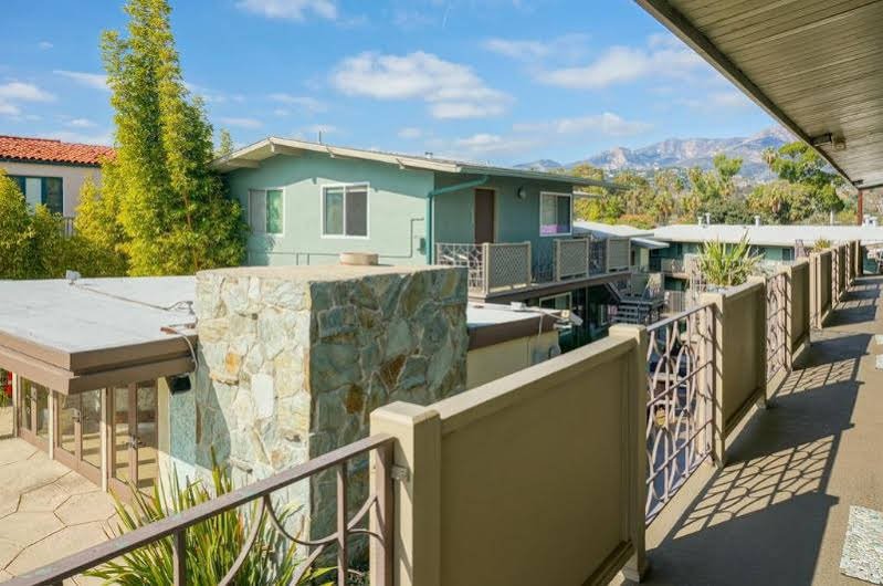 Фото Inn at East Beach