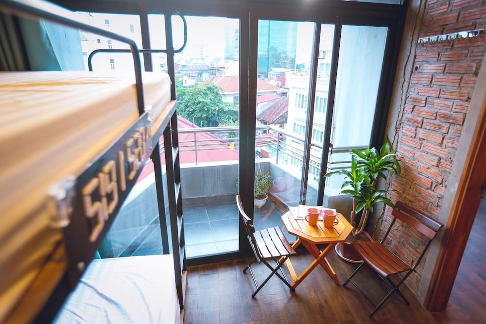 Фото Soft Pillow Hostel - Adults Only