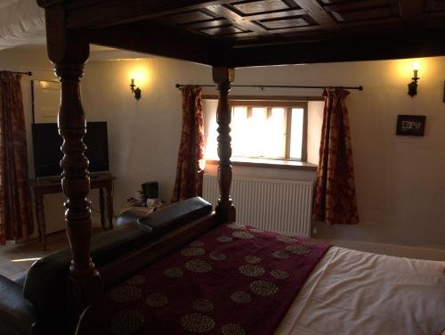 Фото Отель The Kings Arms